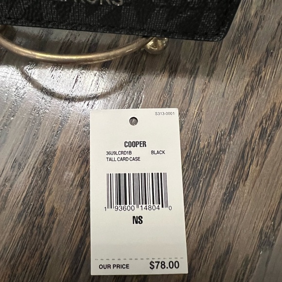 Michael Kors NEW leather card holder - Picture 4 of 5